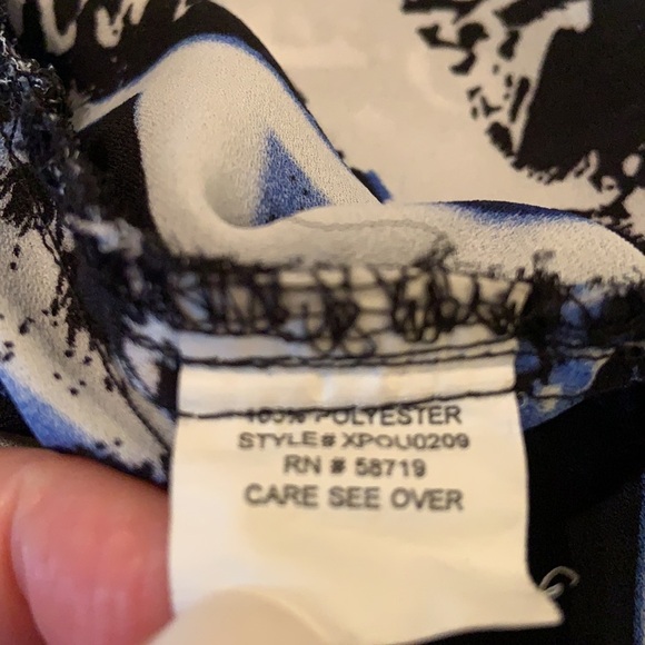 106. NY. Collection Top - Picture 11 of 12